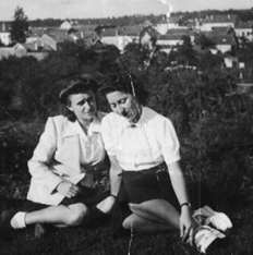 henriette esther 19432.jpg